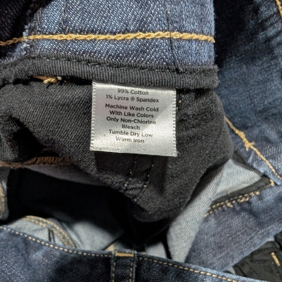 Talbot's Woman Petites Dark Wash Signature Flare Denim Jeans in Size 22W - Picture 12 of 13